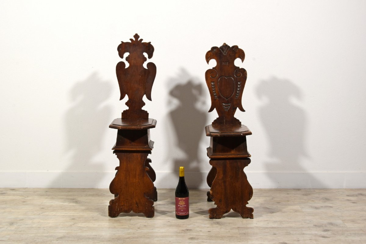 Two Walnut Stools, Tuscany, Early 18th Century-photo-1