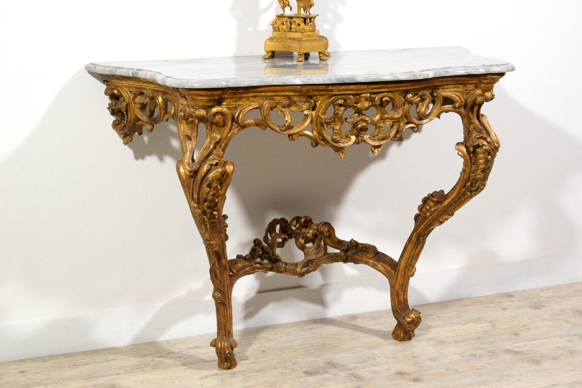 Console en bois sculpté et doré, Italie, époque Barocchetto, milieu du XVIIIe siècle-photo-1