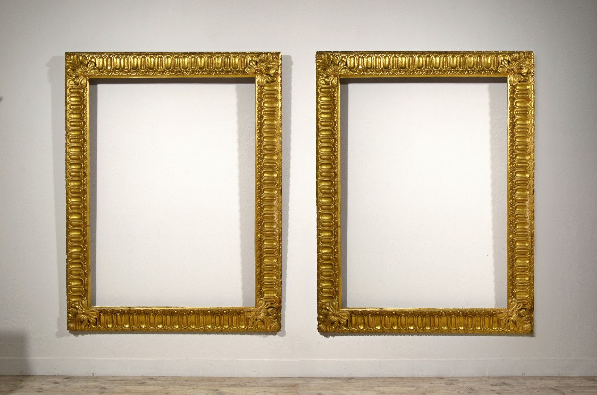 18th Century, Pair Of Tuscany Baroque Carved And Giltwood Frames