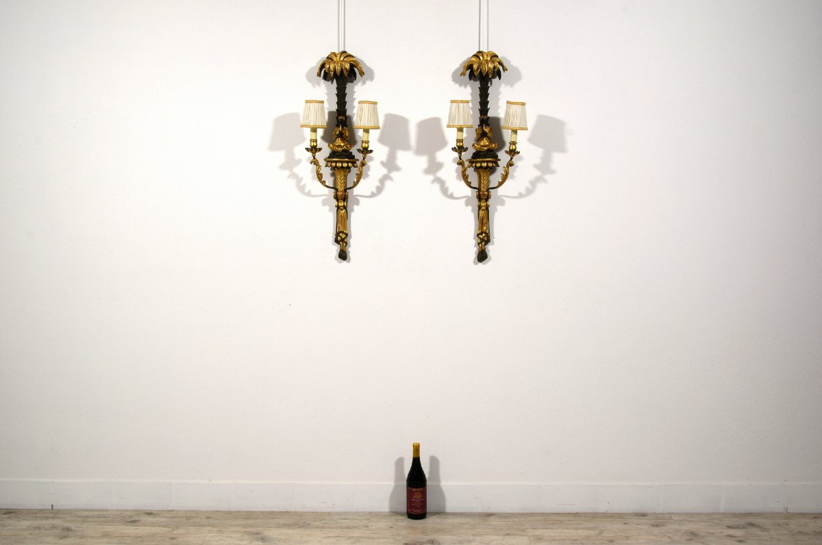Pair Of Carved, Lacquered, And Gilded Wooden Wall Sconces, Tuscany, Early 20th Century-photo-1