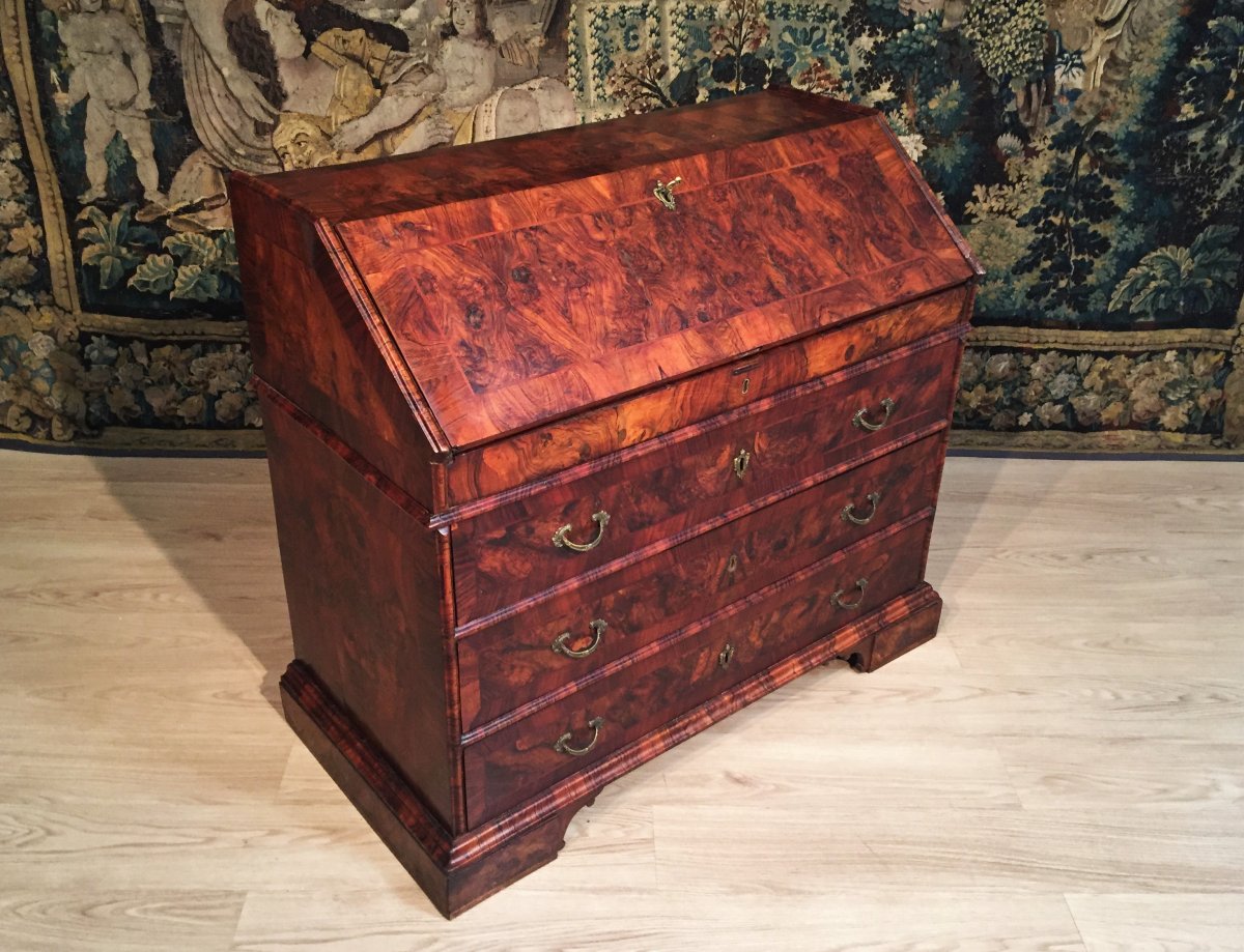 18th Century, Italian Walnut Wood Bureau Chest Of Drawer -photo-1