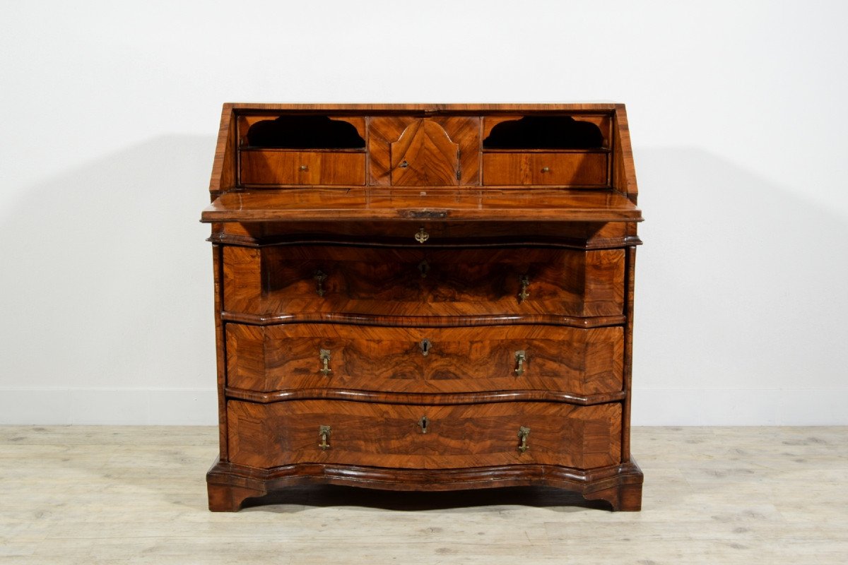 18th Century, Italian Walnut Wood Chest Of Drawers With Secretaire -photo-8