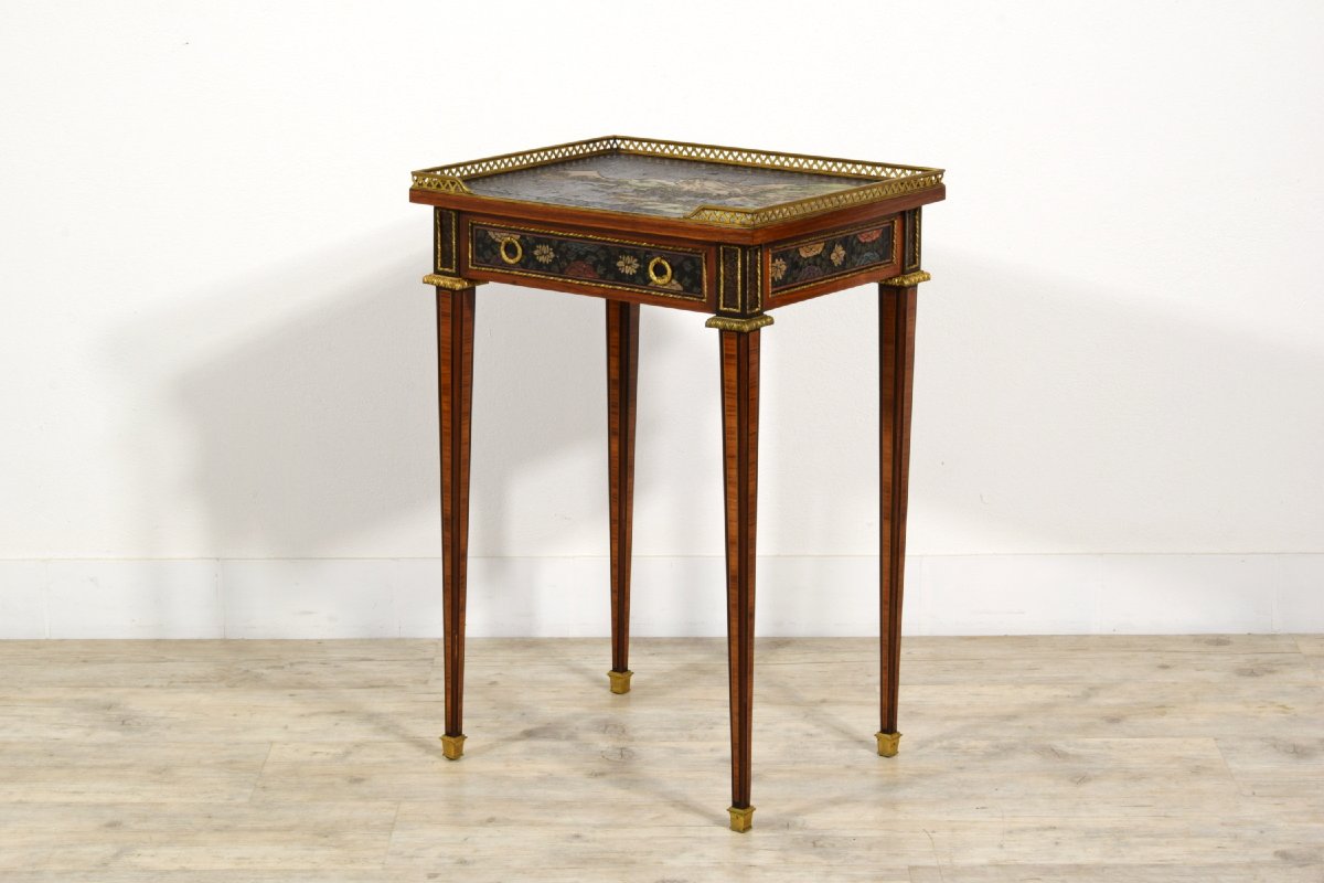 Elegant Wood Coffee Table, Chinoiserie Lacquer And Gilt Bronze Applications, 19th Century France-photo-3