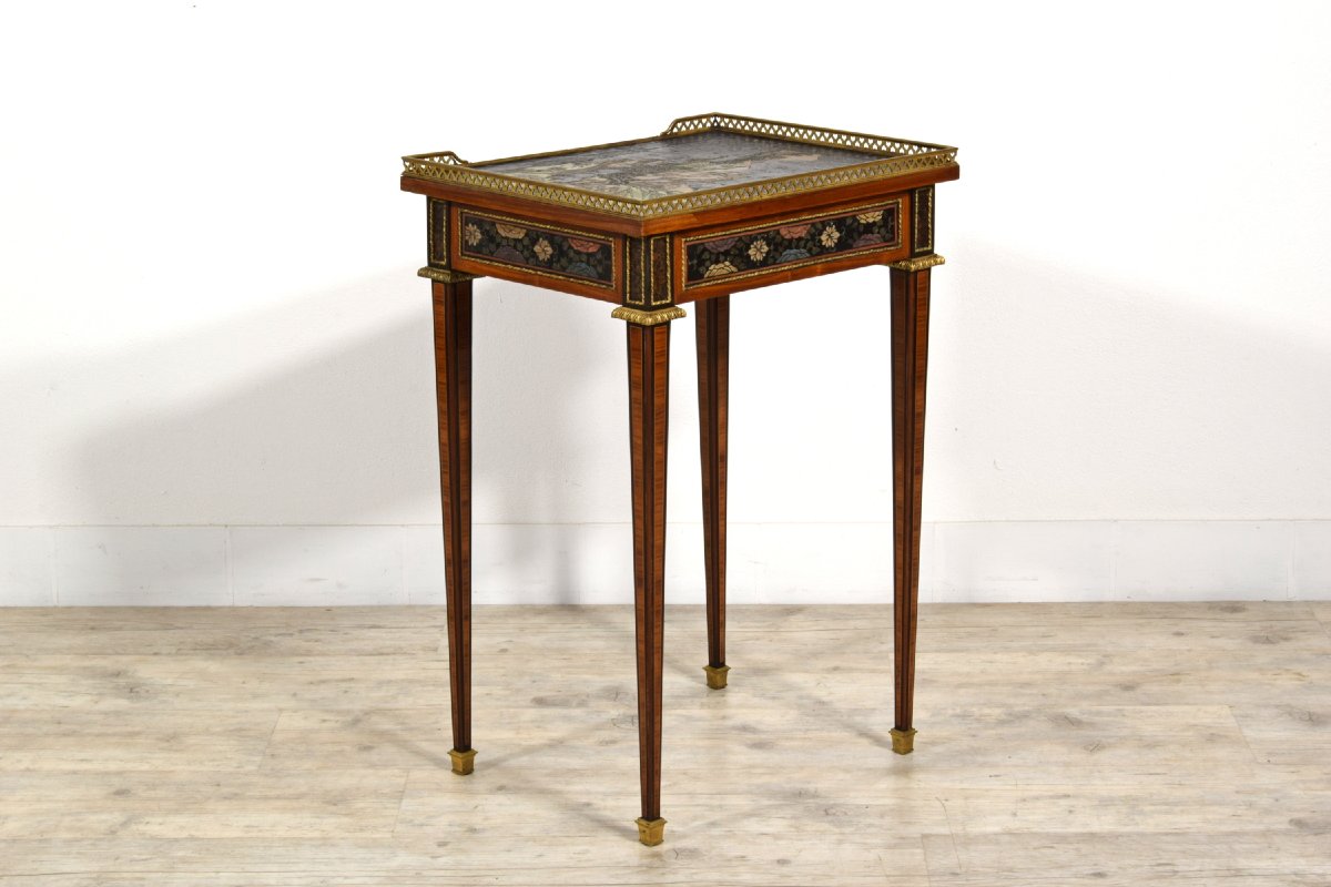 Elegant Wood Coffee Table, Chinoiserie Lacquer And Gilt Bronze Applications, 19th Century France-photo-4