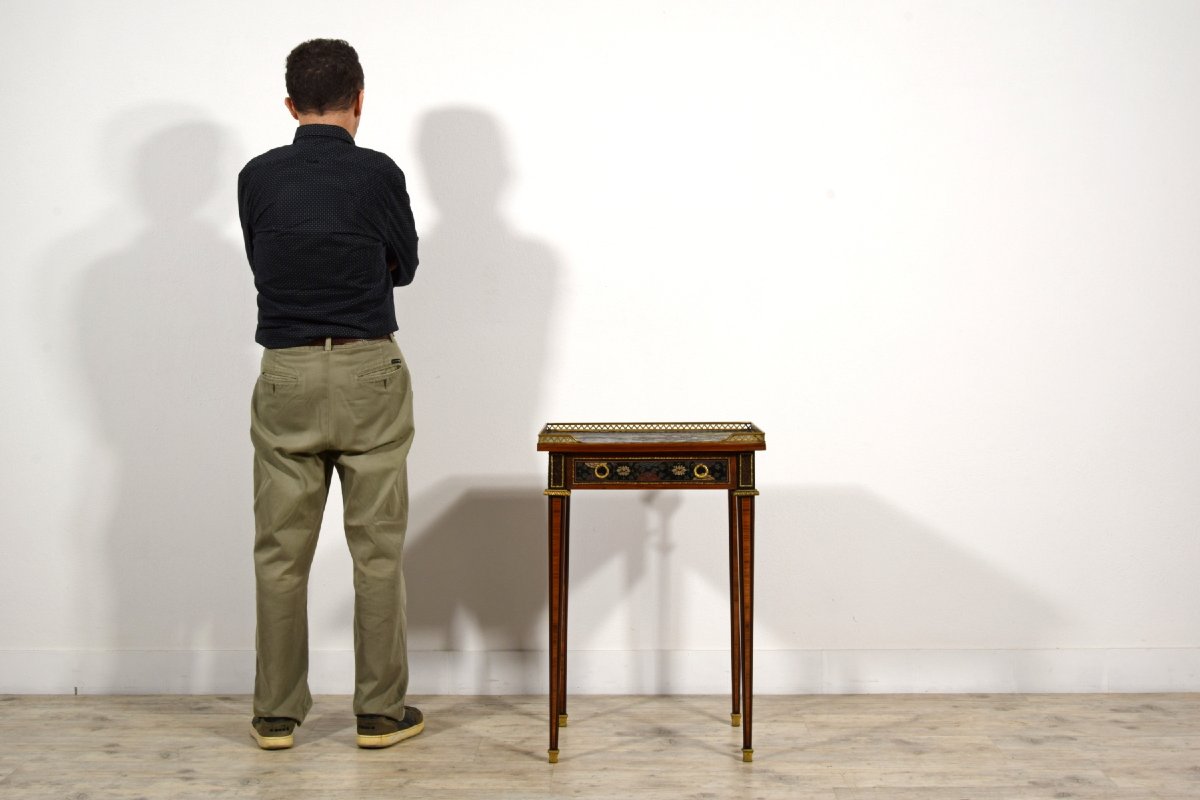 Elegant Wood Coffee Table, Chinoiserie Lacquer And Gilt Bronze Applications, 19th Century France-photo-6