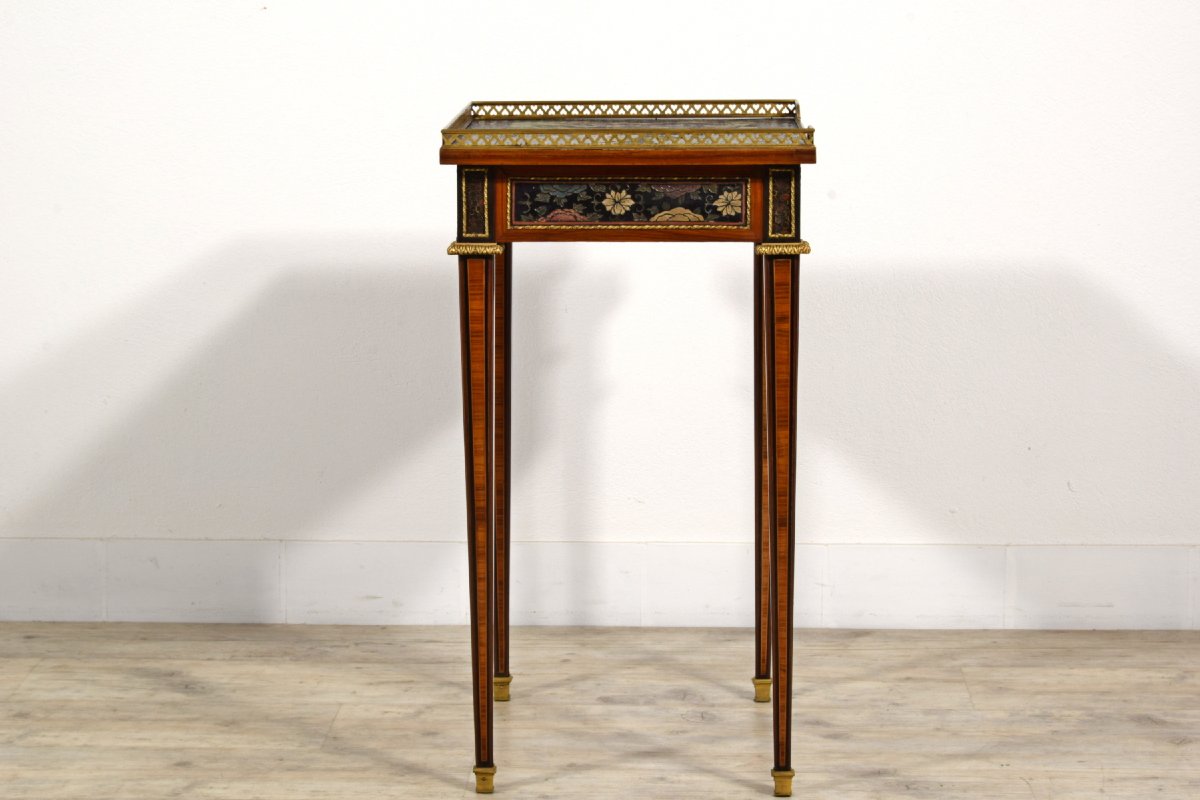 Elegant Wood Coffee Table, Chinoiserie Lacquer And Gilt Bronze Applications, 19th Century France-photo-8