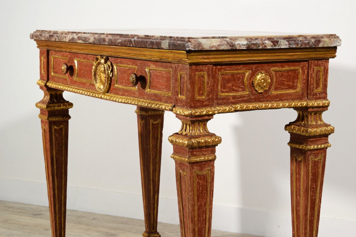 Carved, Golden And Lacquered Wood Console With Red Background, Marble Top-photo-2