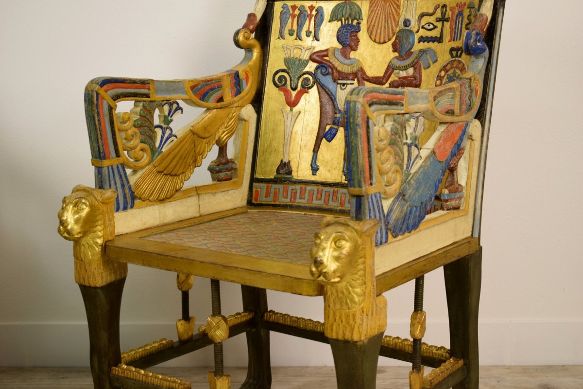 20th Century, Pair Of Lacquered Giltwood Armchairs In Egyptian Revival Style-photo-4