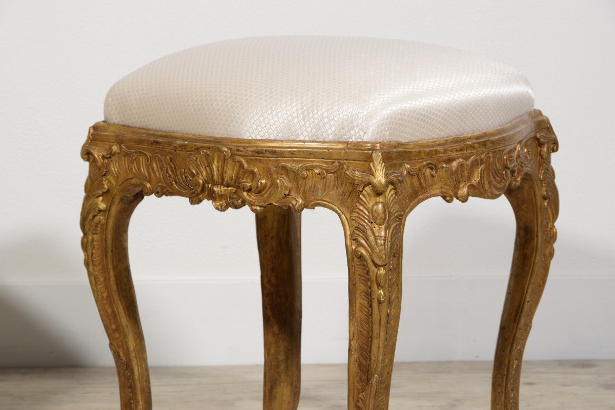 18th Century, Italian Pair Of Gilt Wood Louis XV Stools -photo-2