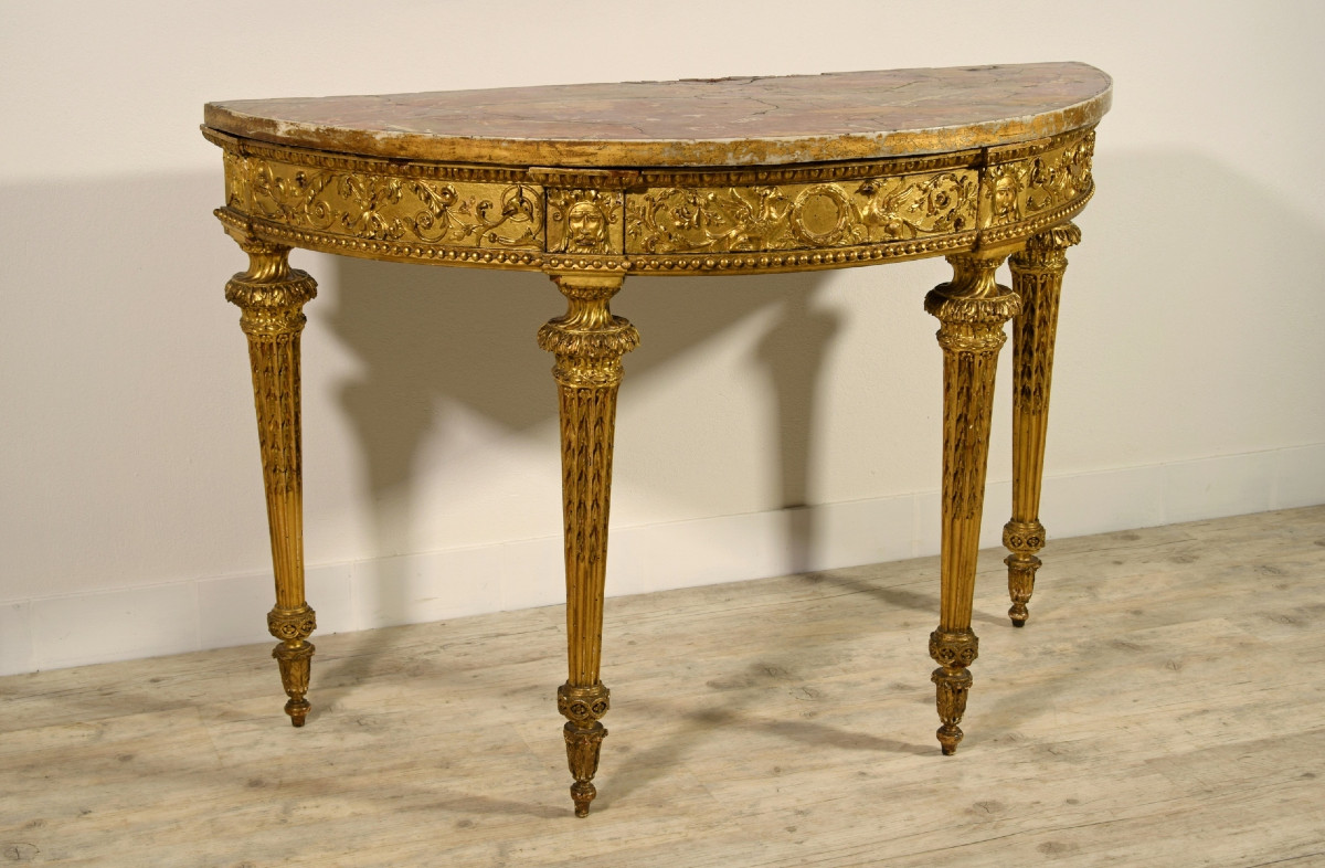18th Century, Italian Neoclassical Carved Giltwood Demi-lune Console-photo-2