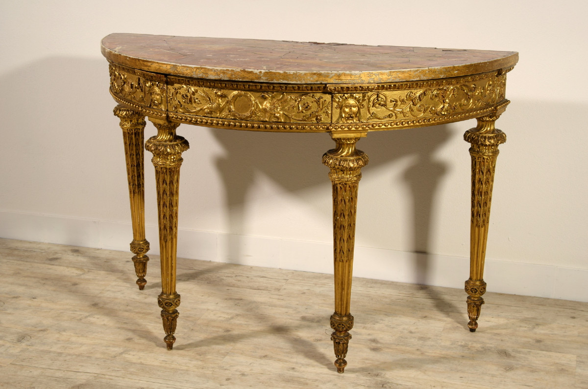 18th Century, Italian Neoclassical Carved Giltwood Demi-lune Console-photo-1