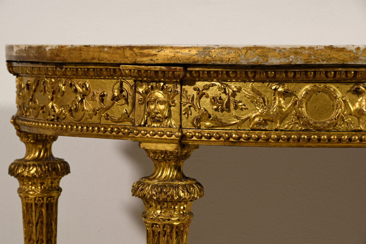 18th Century, Italian Neoclassical Carved Giltwood Demi-lune Console-photo-8
