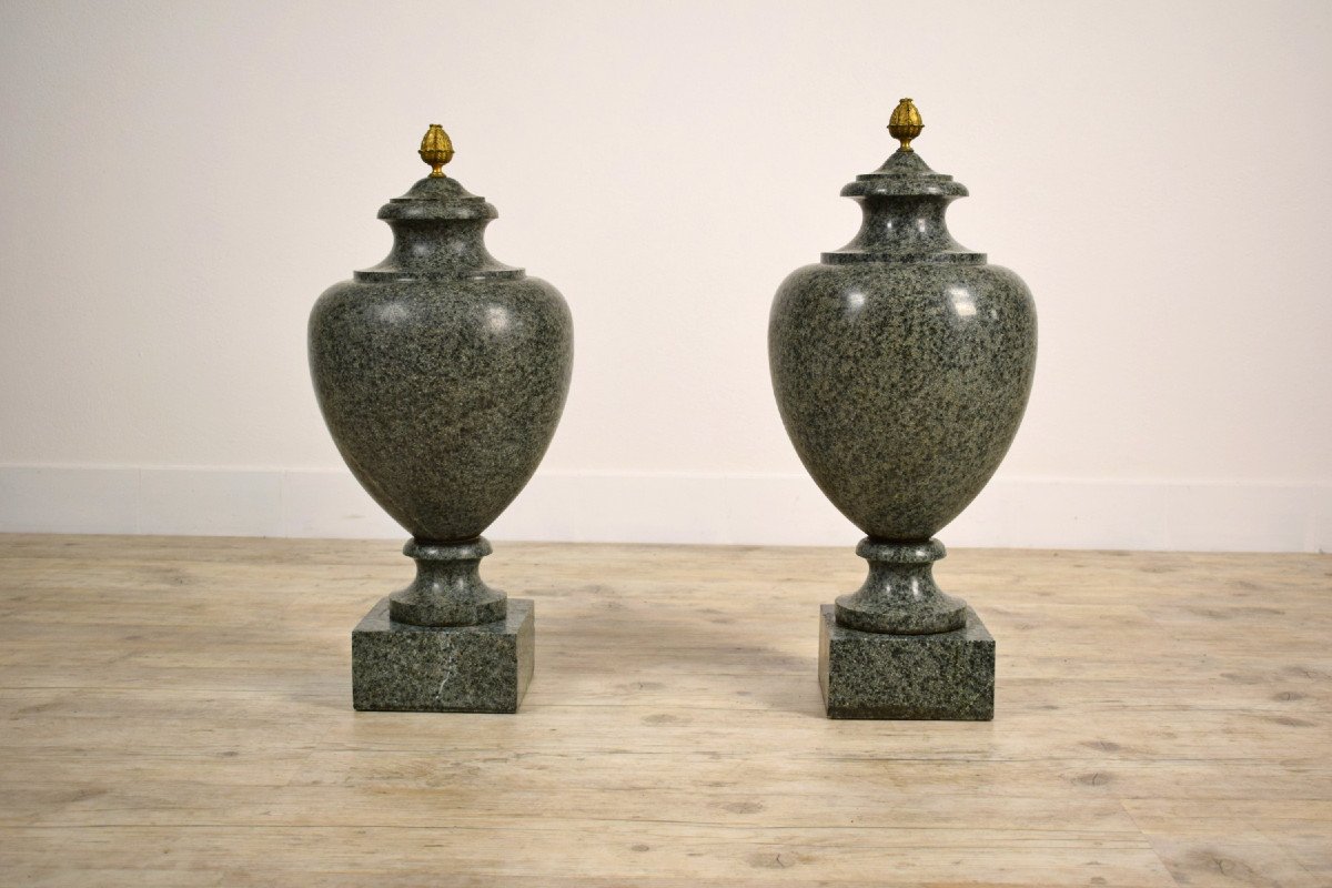 Couple De Vases En Granit Vert, XIXe Siècle, Style Louis XVI-photo-2