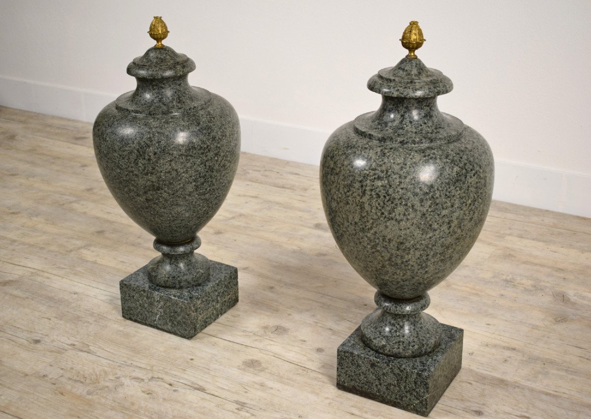 Couple De Vases En Granit Vert, XIXe Siècle, Style Louis XVI-photo-1