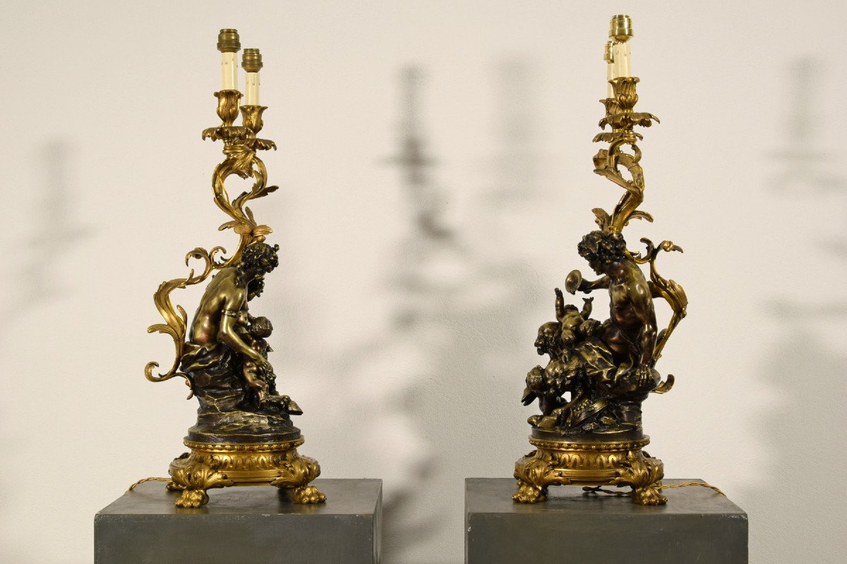 Paire De Chandeliers En Bronze Signés Clodion Représentant Des Bacchanales De Satiri-photo-1