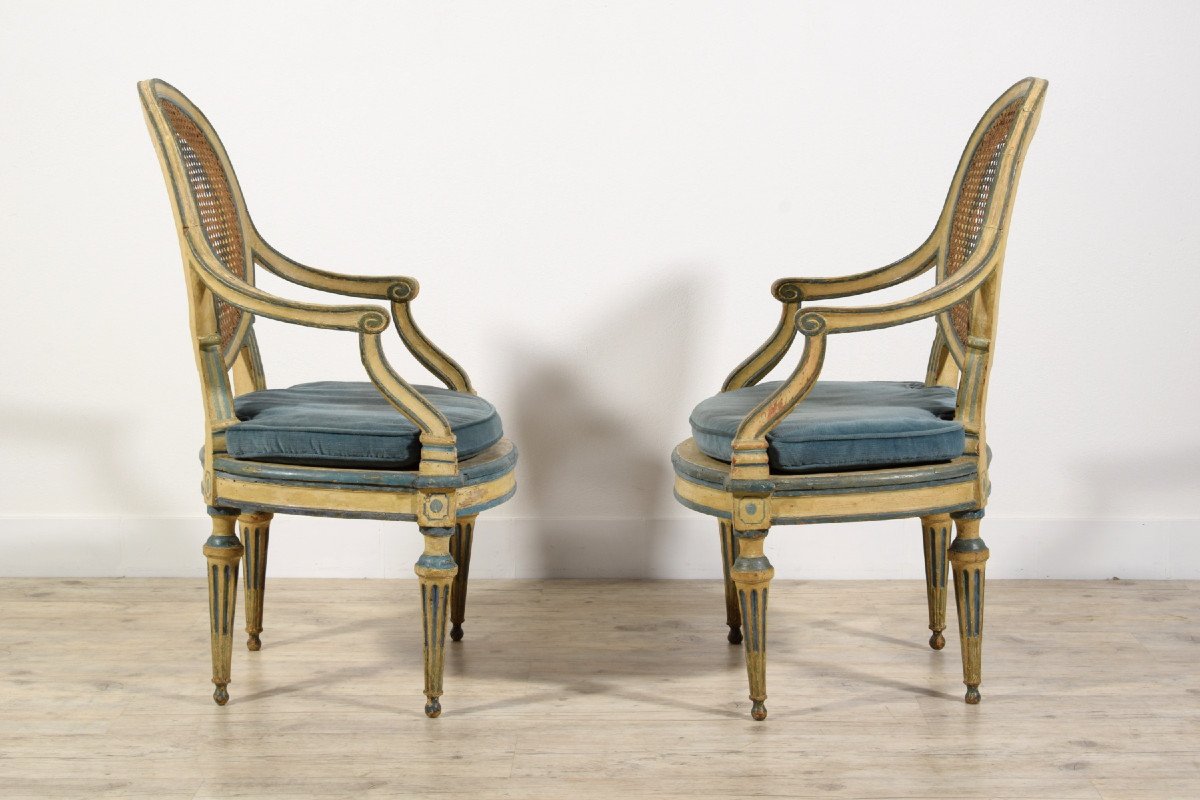 18th Century Pair Of Italian Neoclassical Lacquered Wood Armchairs -photo-4