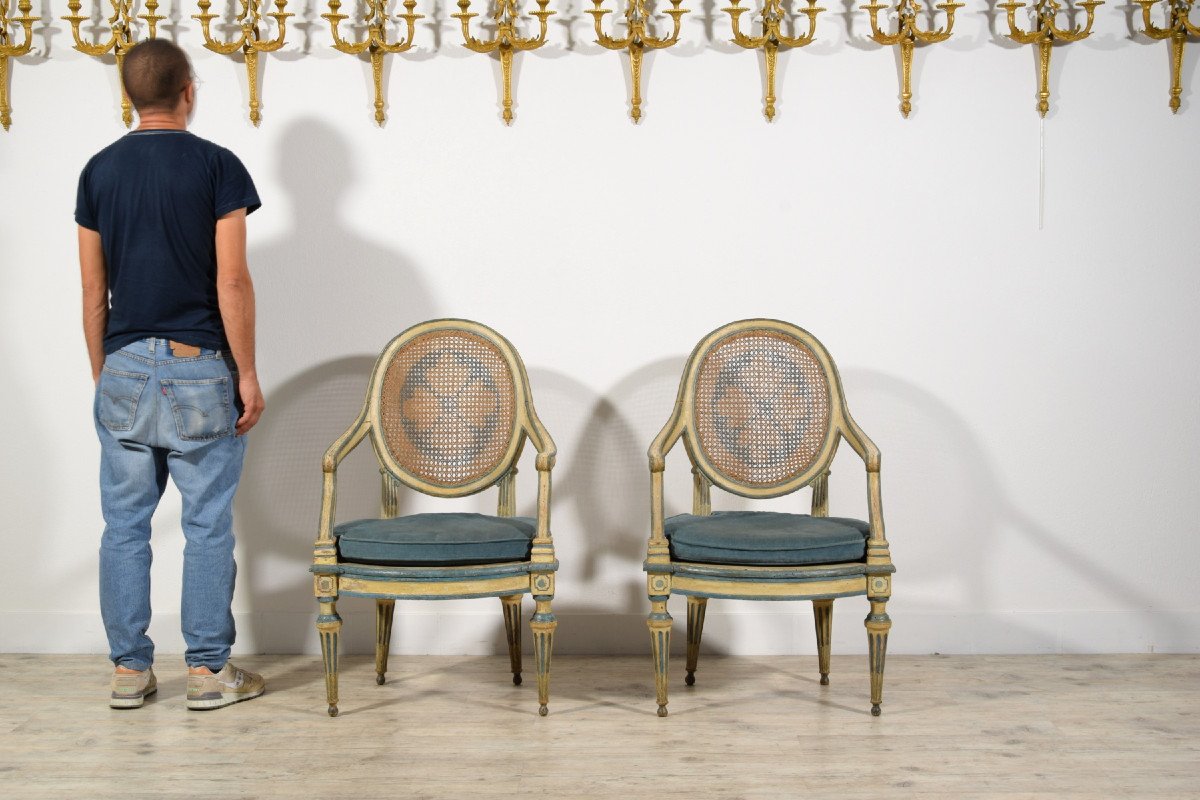 18th Century Pair Of Italian Neoclassical Lacquered Wood Armchairs -photo-6