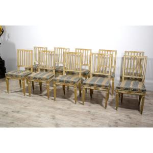 Set Of Ten Neoclassical Chairs In Carved, Lacquered, And Gilt Wood, Tuscany, Late 18th Century