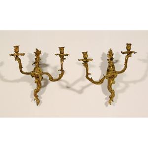 19th Century Pair Of French Louis XV Style Gilt Bronze Sconces With Chinese Figures 