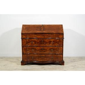 18th Century, Italian Walnut Wood Chest Of Drawers With Secretaire 