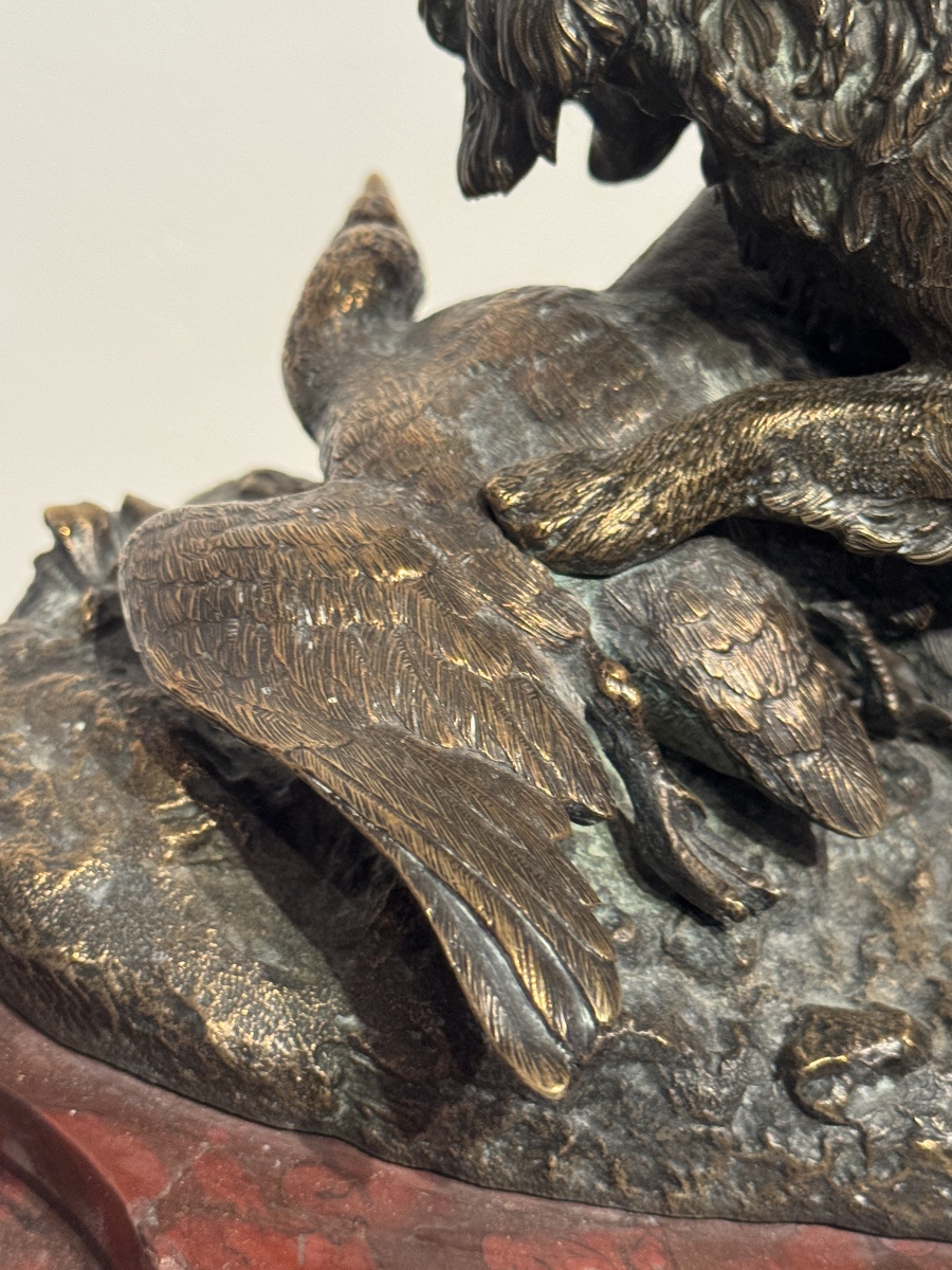 Épagneul à l’arrêt sur une oie en bronze par Barye.-photo-1