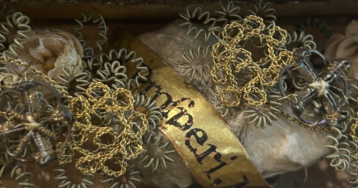 Reliquaire baroque représentant la Vierge, daté de 1743-photo-4