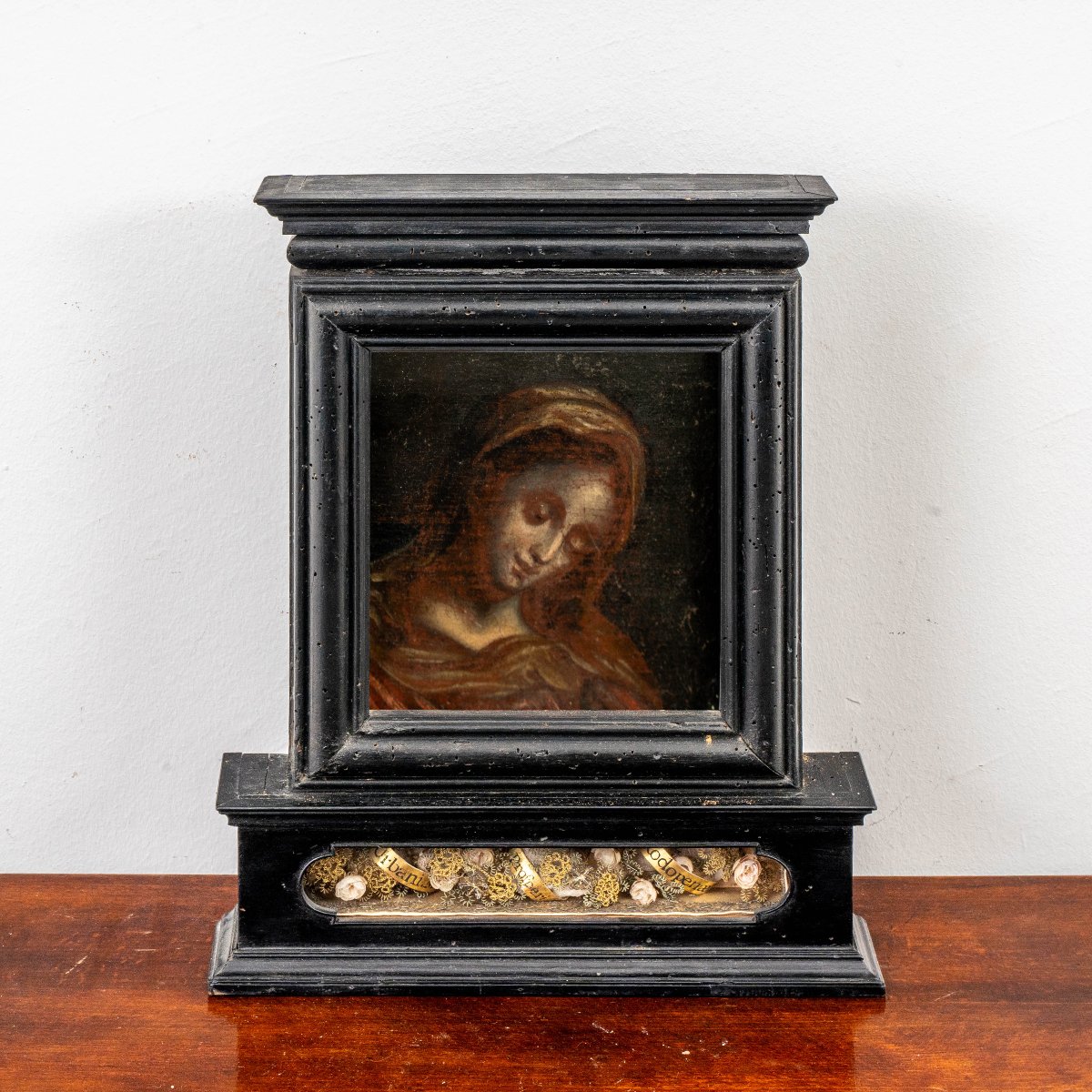 Reliquaire baroque représentant la Vierge, daté de 1743
