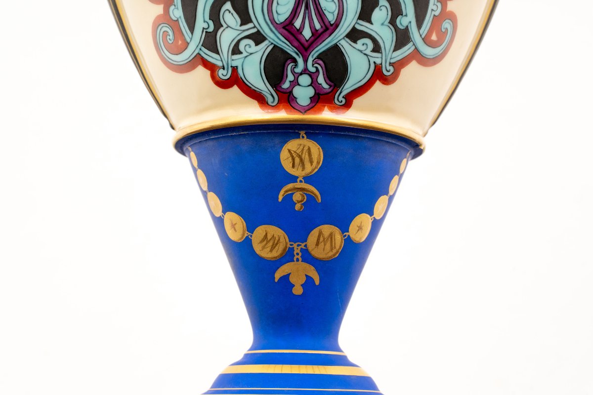 Pair Of French Porcelain Vases With Sphinxes, 19th Century-photo-6