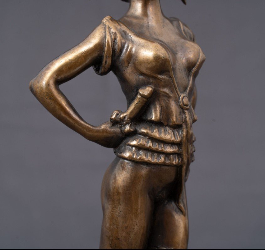 Maugsch Gyula (1886–1973) : Sculpture érotique en bronze représentant une femme-photo-1
