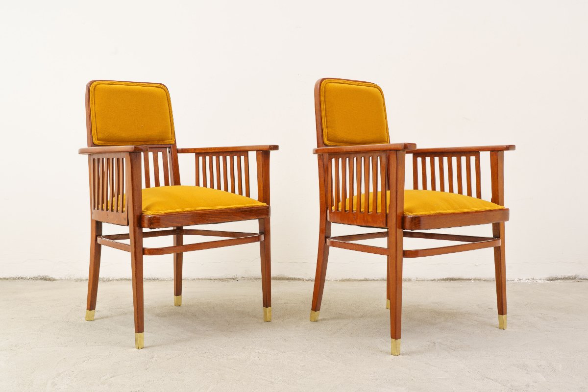 Paire de fauteuils modèle n° 420 réalisés par Jacob & Josef Kohn