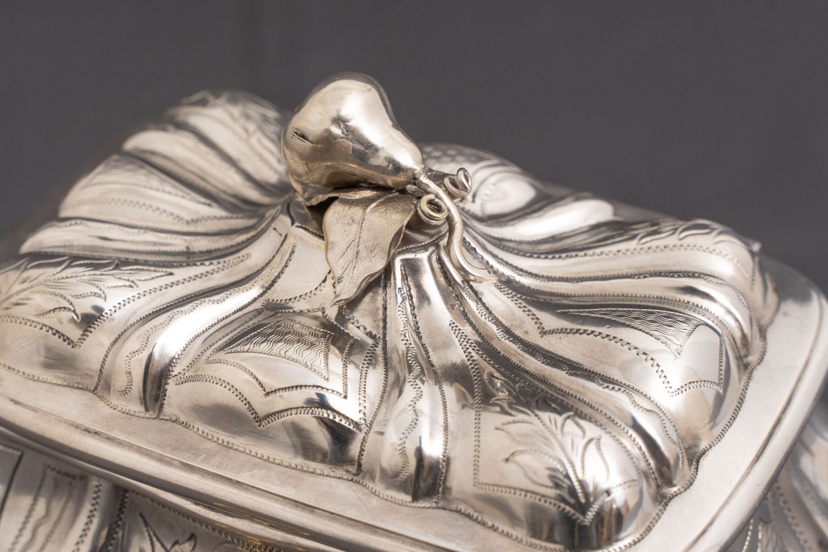 Silver Etrog Box — A Jewish Ritual Object-photo-3