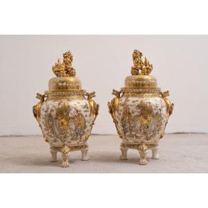 Pair Of Satsuma Vases From The Meiji Period, 19th Century