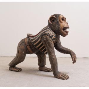 Rare figure de chimpanzé de carrousel, début du XXe siècle