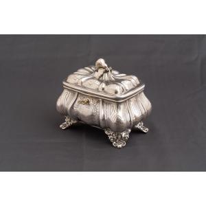 Boîte à étrog en argent — objet rituel juif