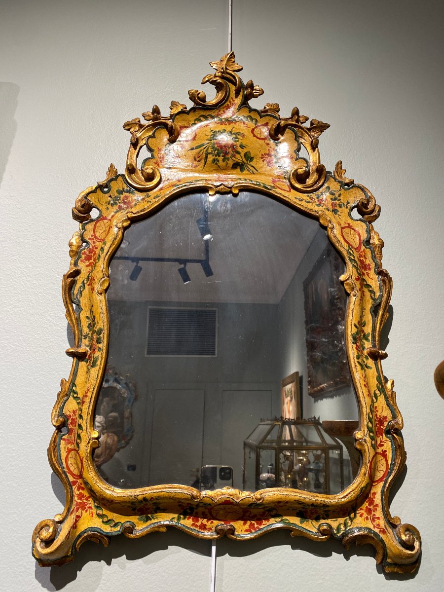 Venetian Mirror In Lacquered Wood With Floral Motifs-photo-3