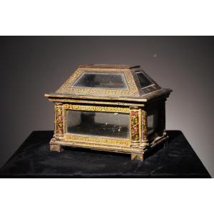 Coffret vénitien en bois laqué et doré et cristal de roche, Venise, XVIIe siècle