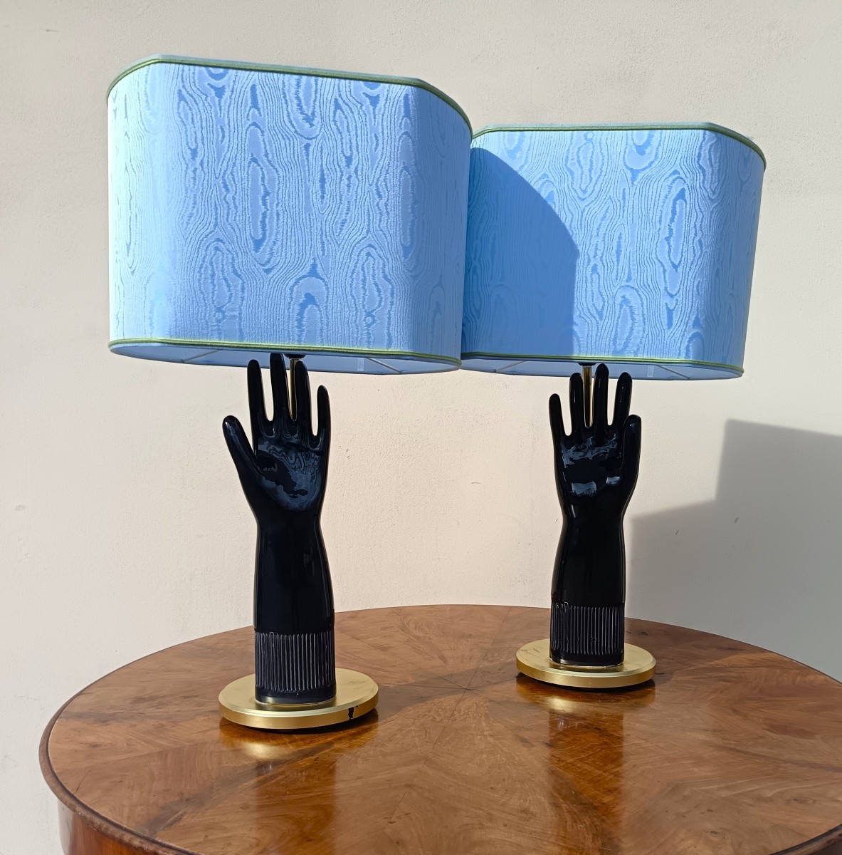 Paire de lampes en céramique gant Pirelli 1950