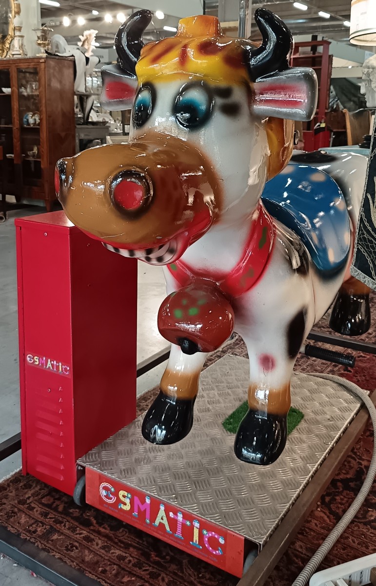Mechanical Carousel 1980 Electric Cow