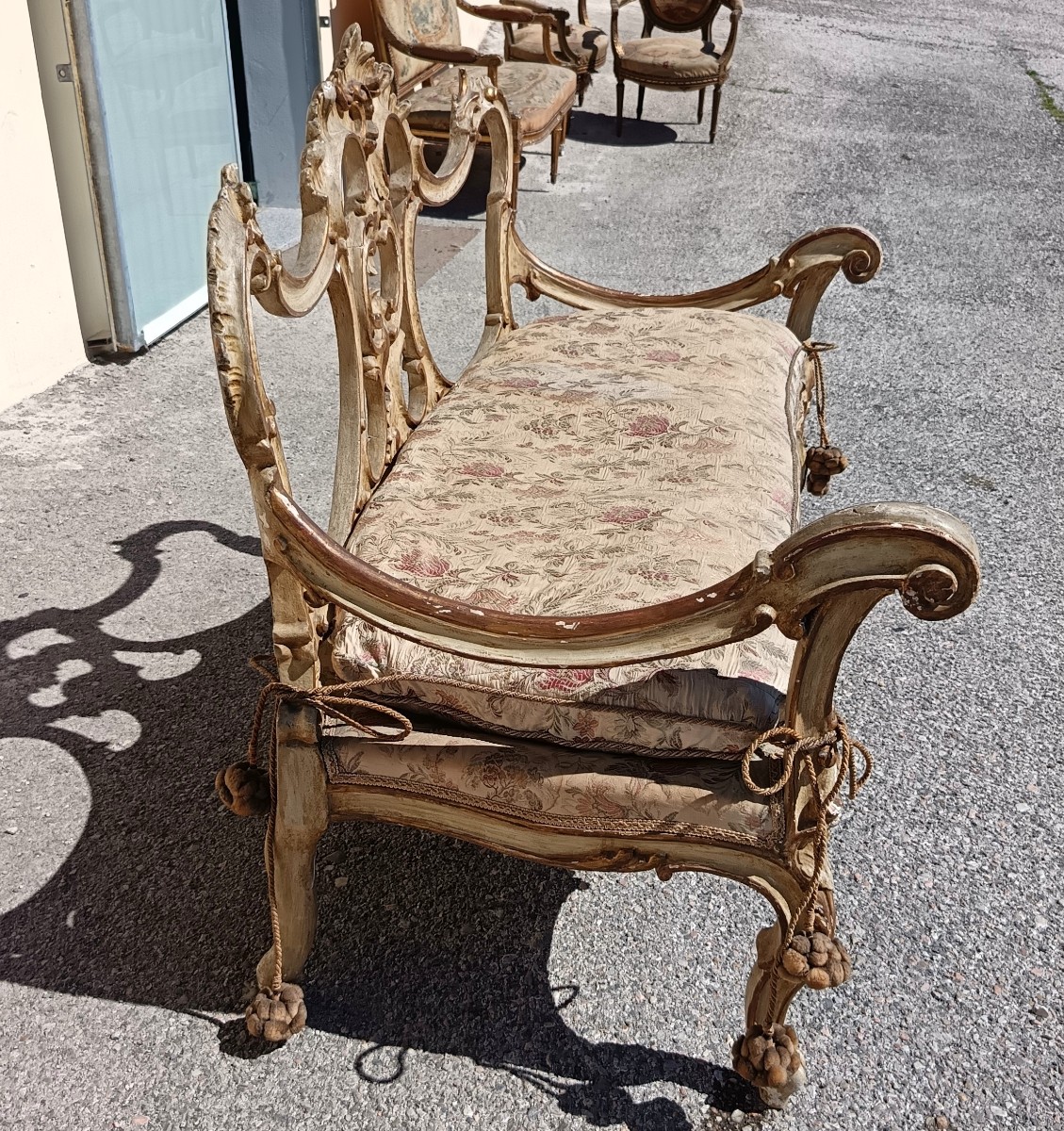 18th-century Venetian Bench, Lacquered Carved Wood-photo-4