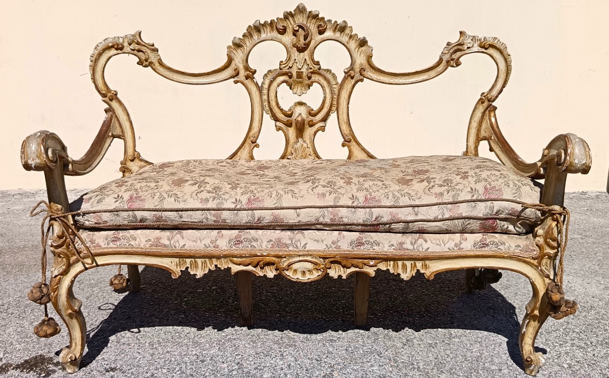 18th-century Venetian Bench, Lacquered Carved Wood-photo-1