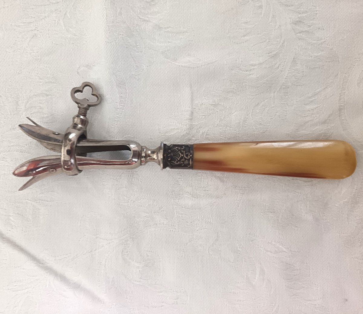 Pince à rôti en argent du XIXe siècle France