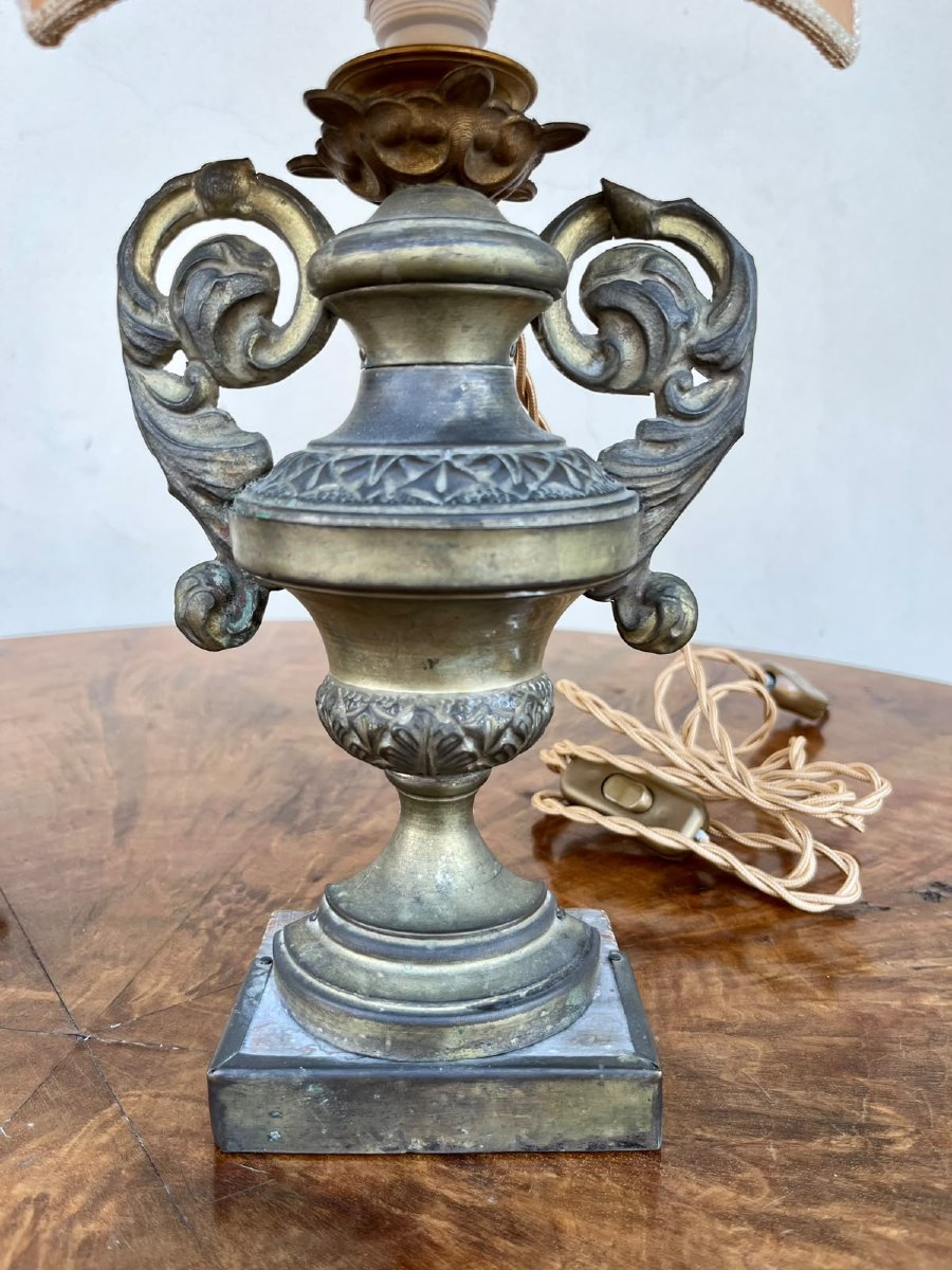 Pair Of 18th-century Palm-shaped Candlesticks With Parchment-covered Shades-photo-4