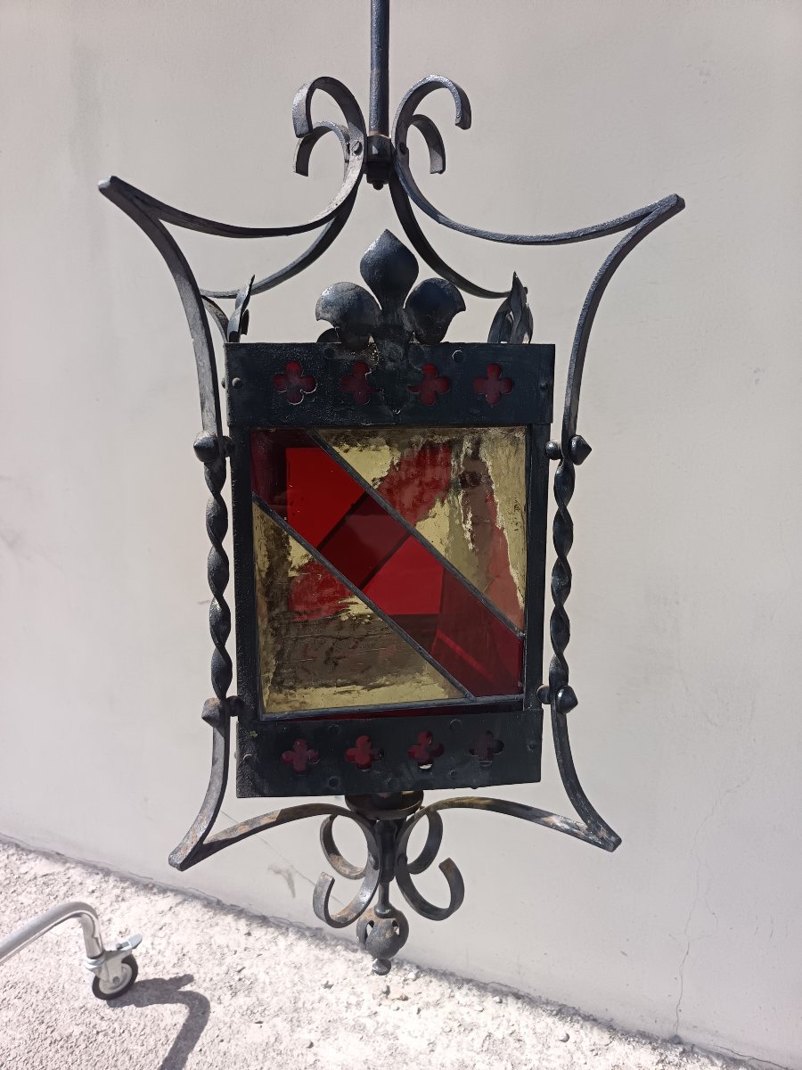 Lanterne milanaise en fer début XXe siècle avec verres colorés
