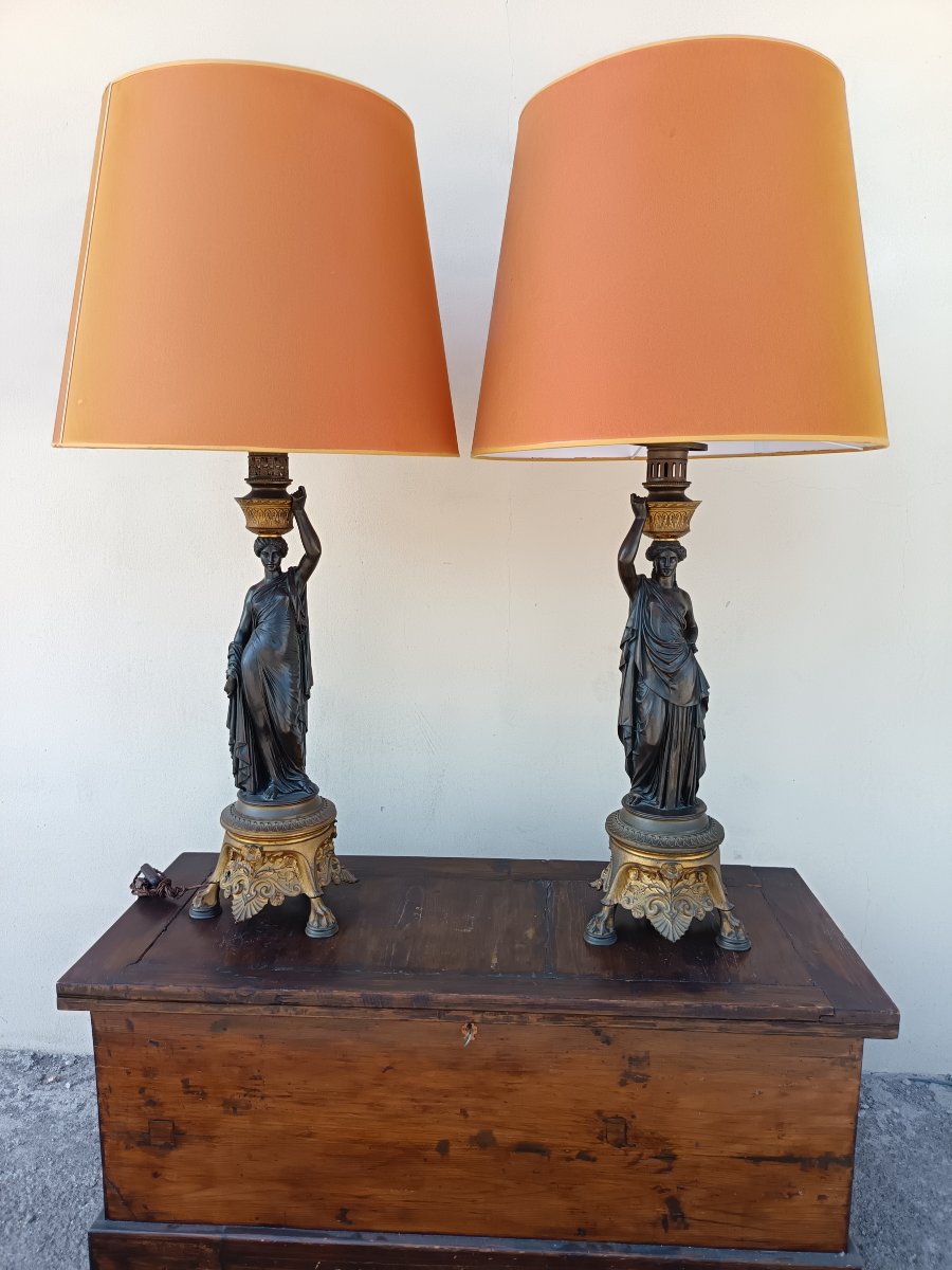 Paire de lampes en bronze 1790/1800 Paris