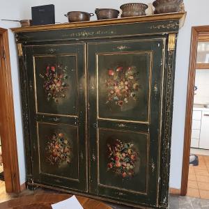 Late 19th-century Painted Wardrobe Florence