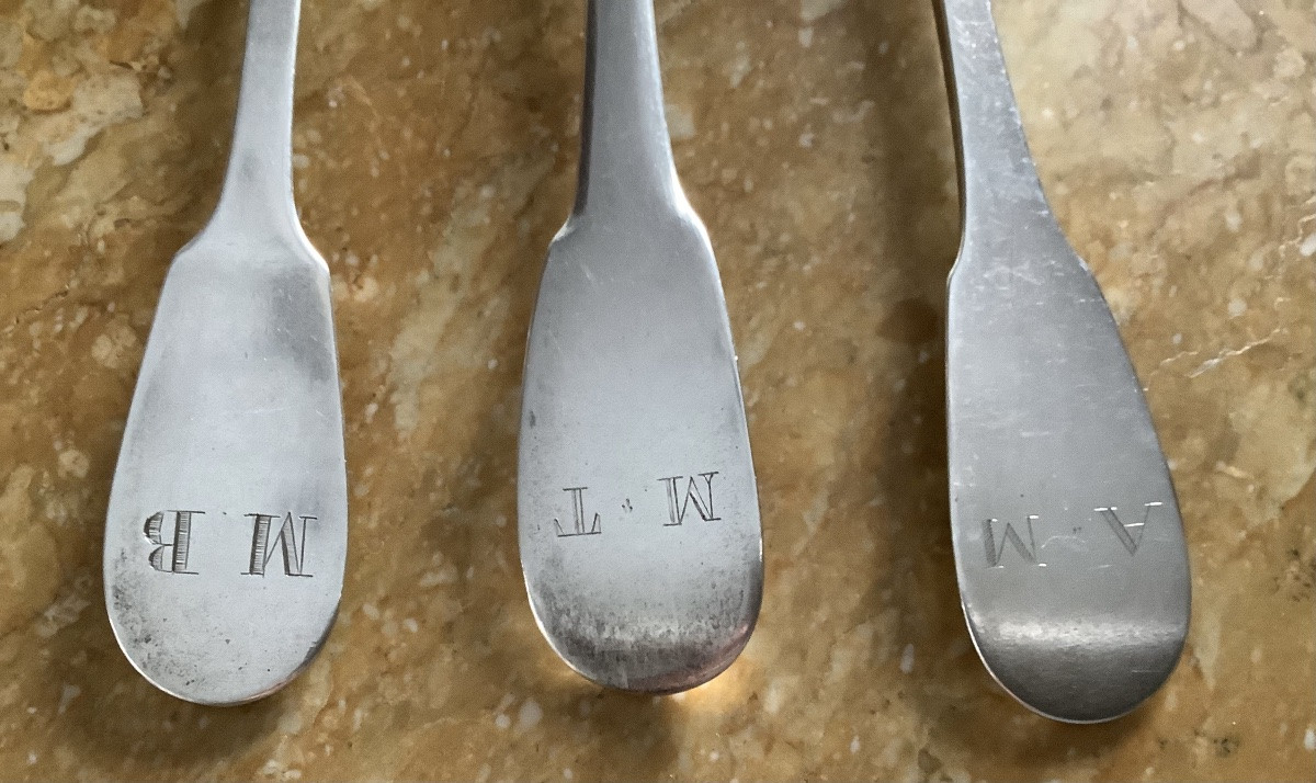 Série de 3 fourchettes  de pensionnat modèle uniplat en argent massif -photo-2