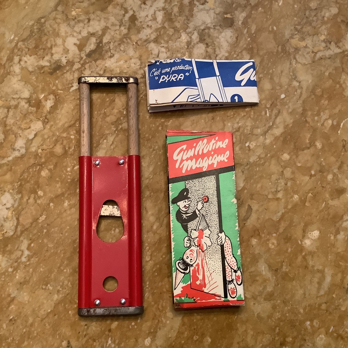 Trick And Treat: Pyra's Magic Guillotine Toy