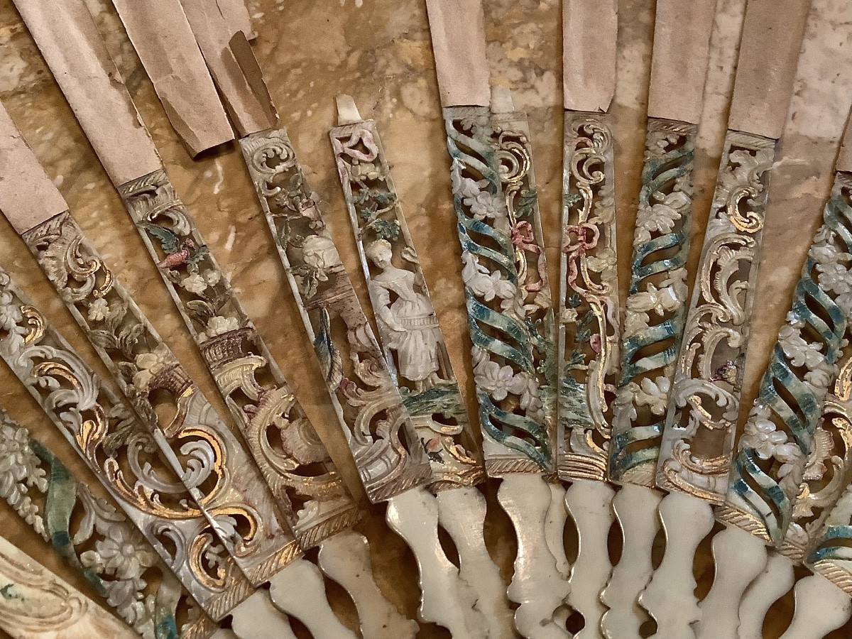 Louis XV Period Fan Without Decoration -photo-1