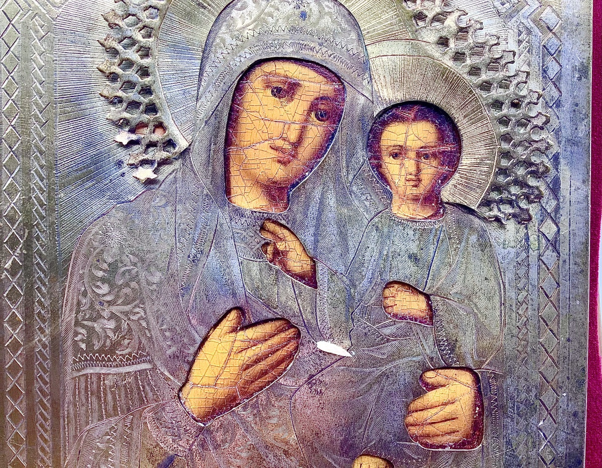 43_ Icone  Ukraine ,vierge de Smolensk ,huile sur bois sous une   Riza-photo-2