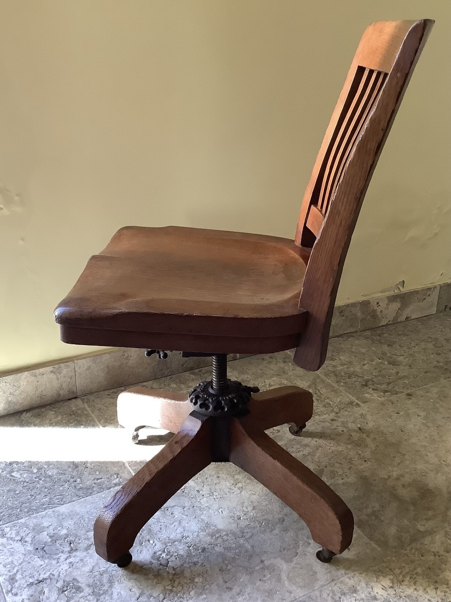 Office Chair From The Company. Milwaukee Chair Co -photo-3